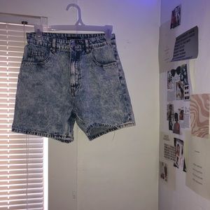 acid wash high waisted jean shorts